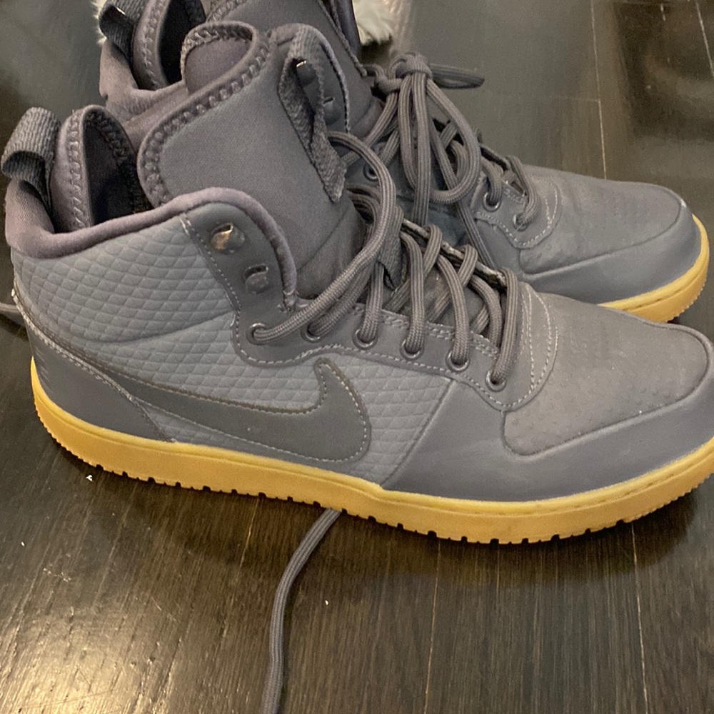 Men’s Nike high tops